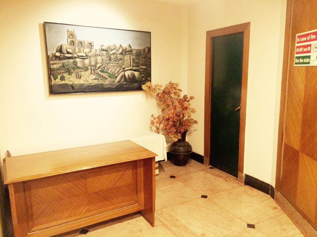 Oyo 14925 Harsha Residency Hyderabad Exterior photo