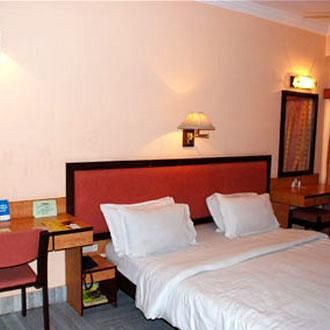 Oyo 14925 Harsha Residency Hyderabad Exterior photo
